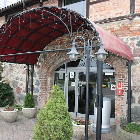 Bed and Breakfast Auto Port Przytoczna à Nowa Niedrzwica Extérieur photo